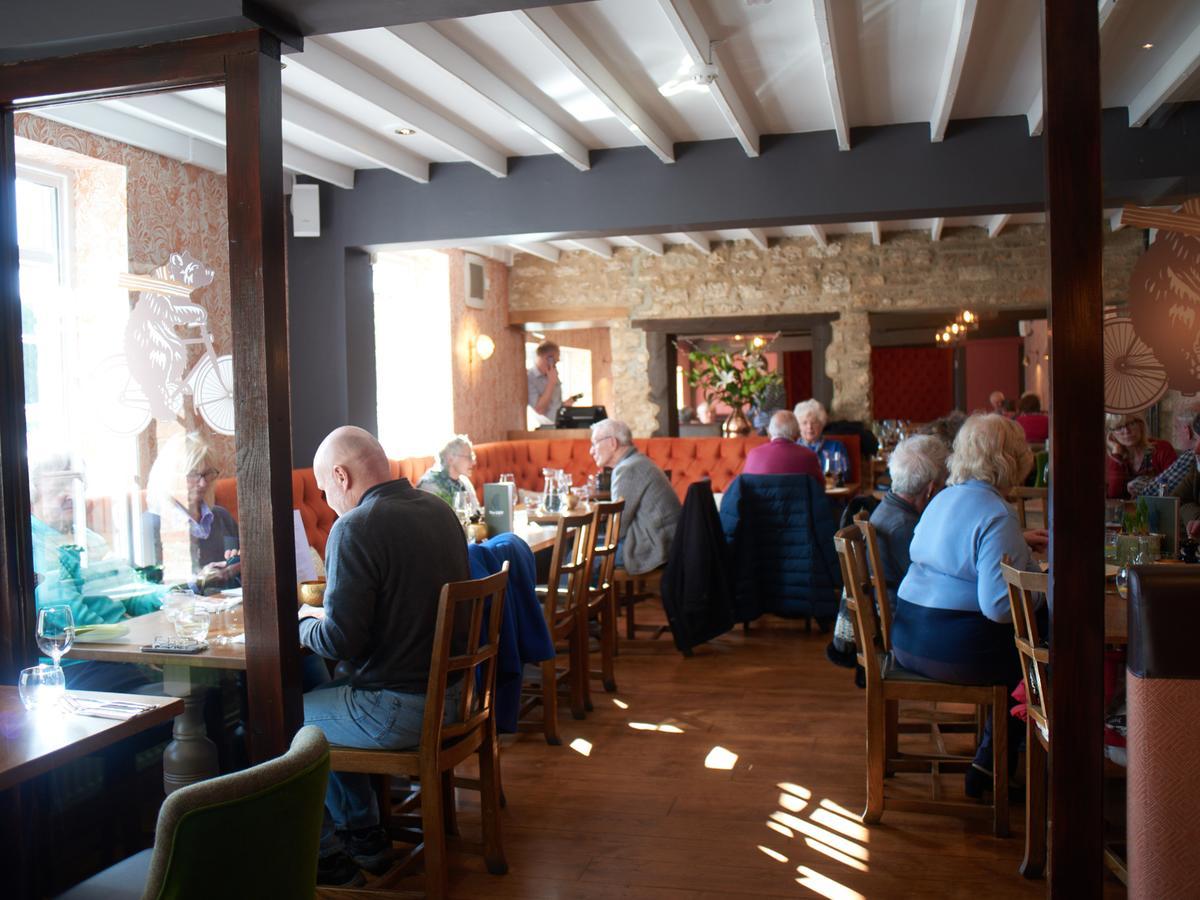 Hotel Bear And Ragged Staff Cumnor Esterno foto